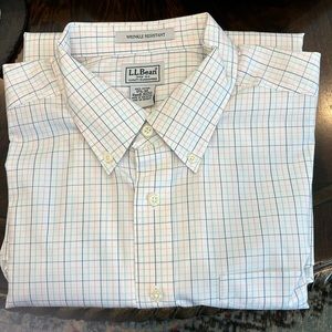L.L. BEAN cotton wrinkle resistant plaid button down shirt (17.5 x 34) EUC